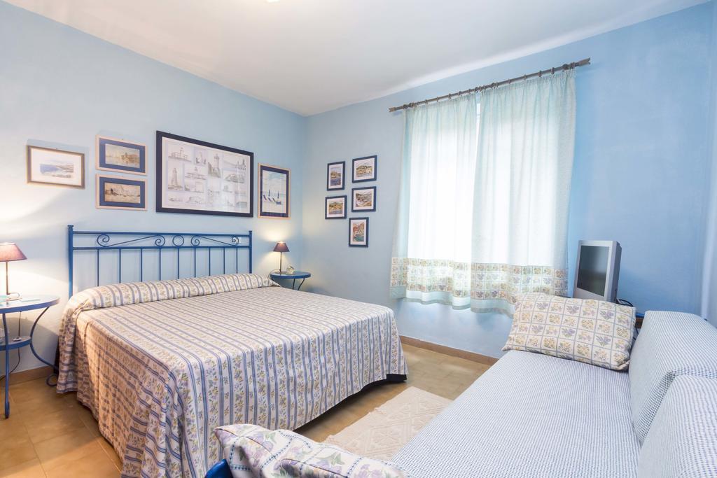 Villa Monserrato - Goelba Porto Azzurro Værelse billede